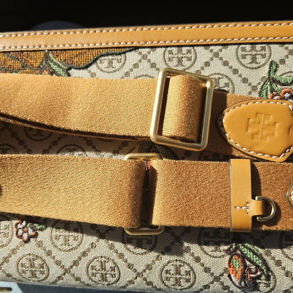 Tory Burch RARE! RARE!🔥🔥 Women's T Monogram Jacquard Embroidered Shoulder Bag - Picture 7 of 9